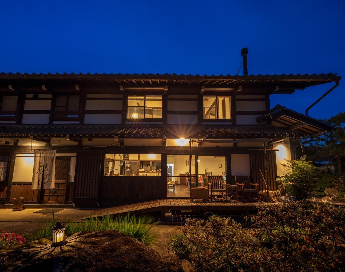 Soy Bed and Breakfast Takayama  Exteriör bild