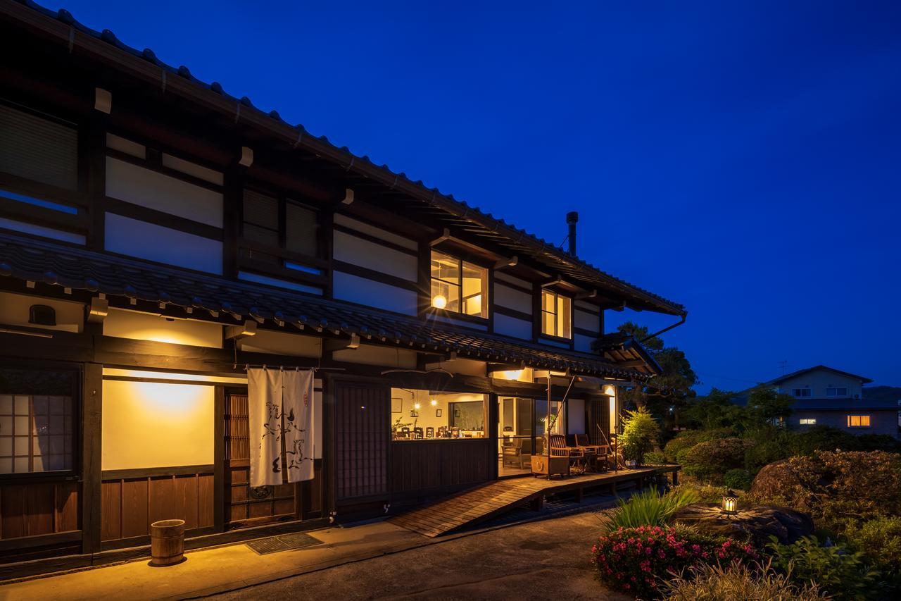 Soy Bed and Breakfast Takayama  Exteriör bild